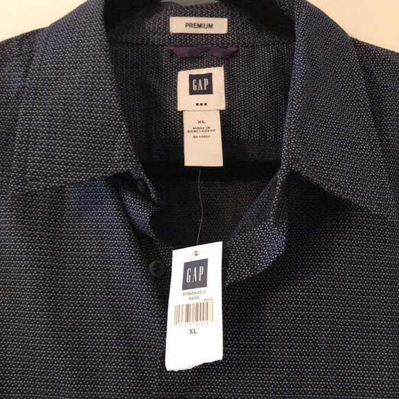 GAP NWT men’s button down - Picture 4 of 6